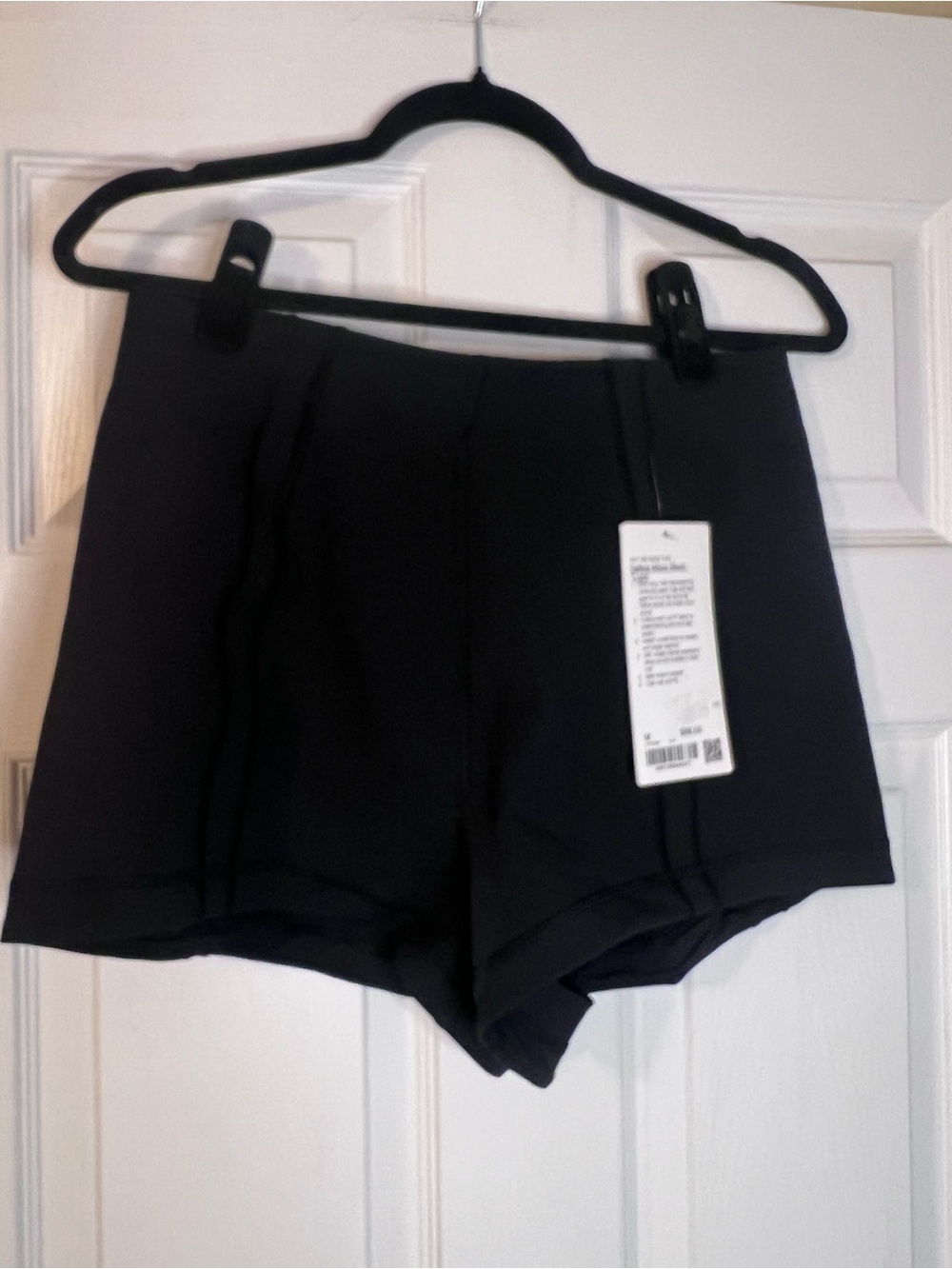 #755 Lululemon Define Micro Short Luon Black Size M NWT Sold Out Medium Rare - Picture 1 of 4